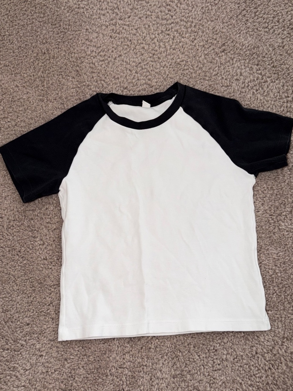 Crop xs baseball top